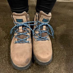 Men’s Caterpillar work boots